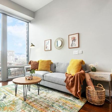 Hostwise Stays - The Washington At Chatham - Free Parking, Private Gym, More! Pittsburgh Zewnętrze zdjęcie